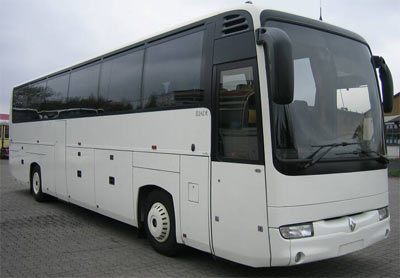 Coach Renalut - airport transfers fleet.